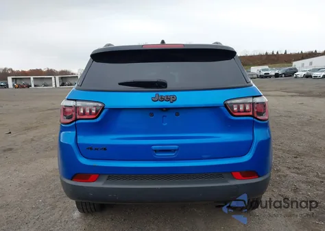2019 Jeep Compass Altitude 4X4 from USA, damaged, VIN 3C4NJDBB8KT682995